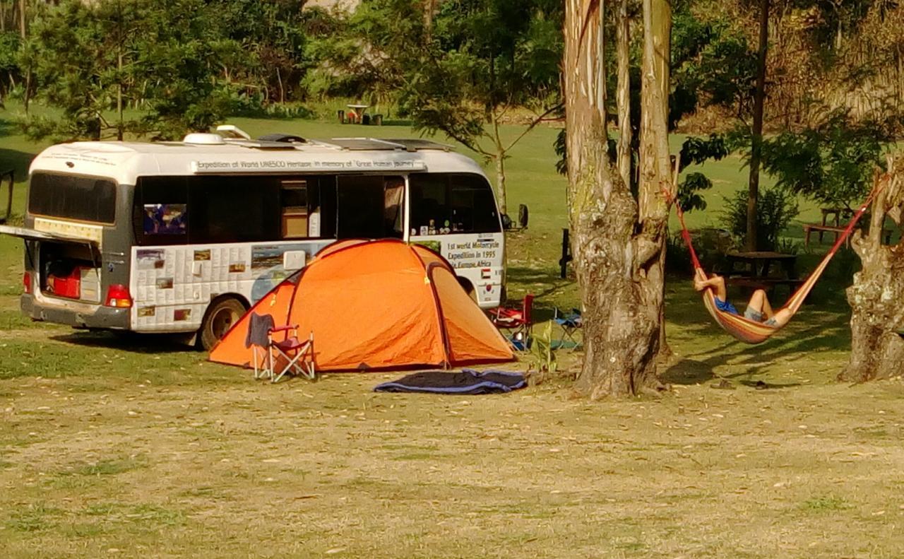 Kalitusi Backpackers Hostel&Campsite Fort Portal Exterior foto